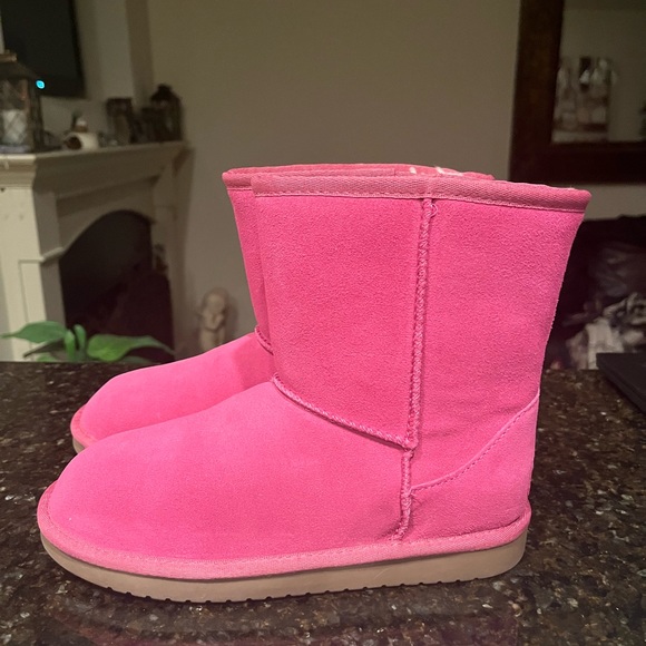 New!! Koolaburra by UGG Girls Pink Boots SZ 3.5/Women Size 5 - Picture 1 of 11